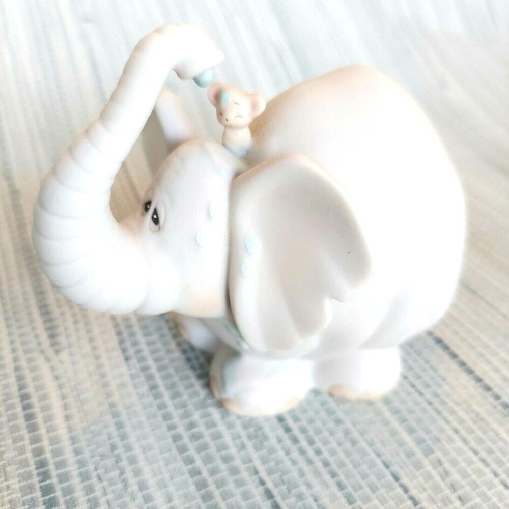 Precious Moments Elephant + mouse Figurine “Showers of Blessings” 1987